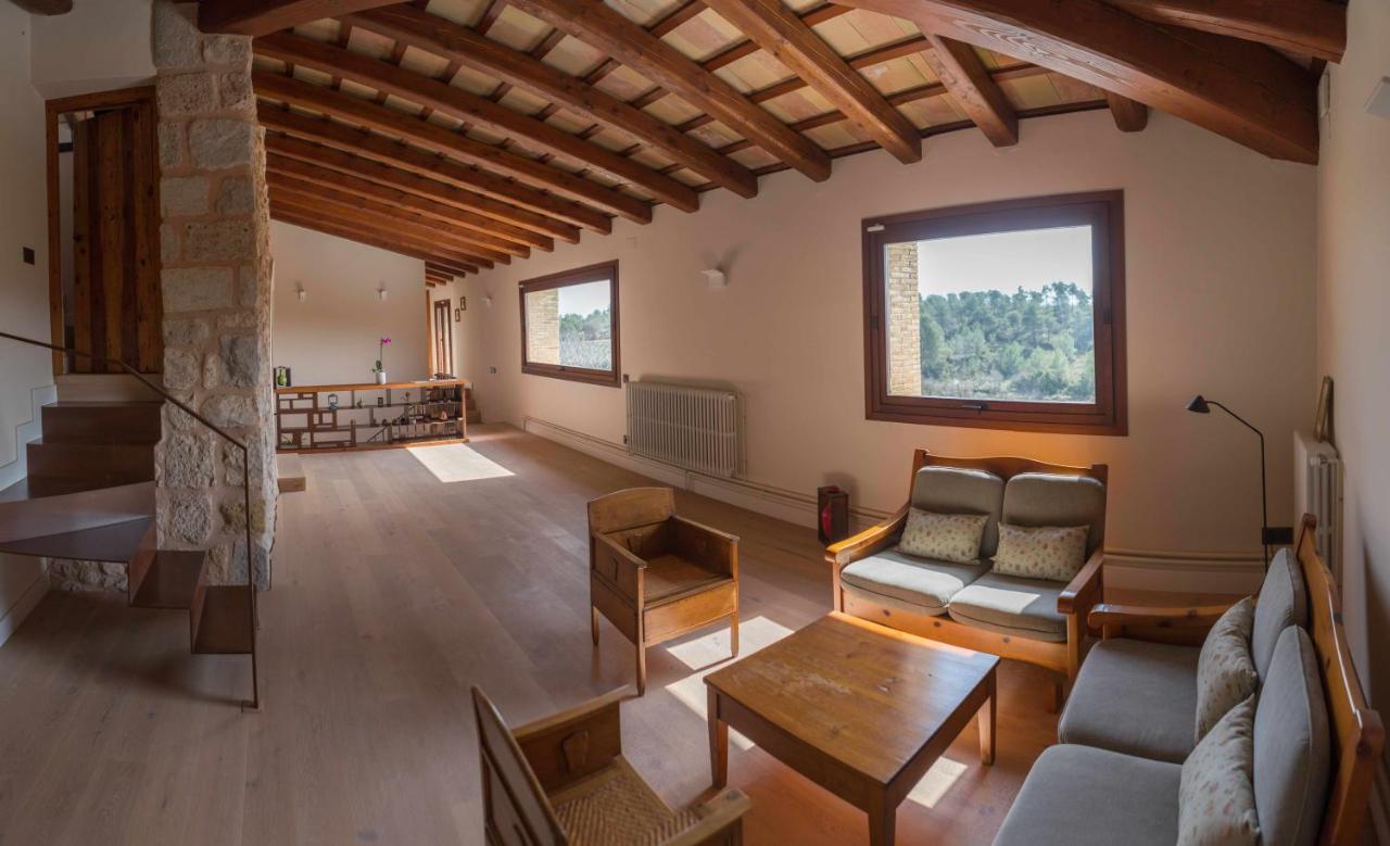 Casa Rural Masia Les Apieres El Pla de Manlleu Bagian luar foto