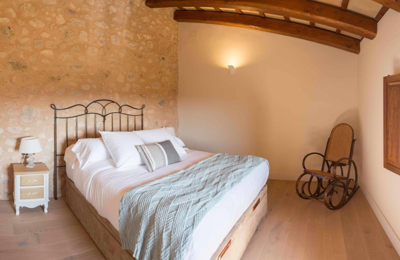 Casa Rural Masia Les Apieres El Pla de Manlleu Bagian luar foto
