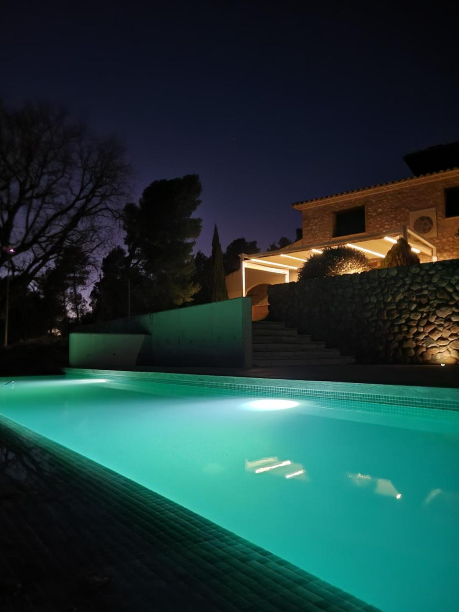 Casa Rural Masia Les Apieres El Pla de Manlleu Bagian luar foto