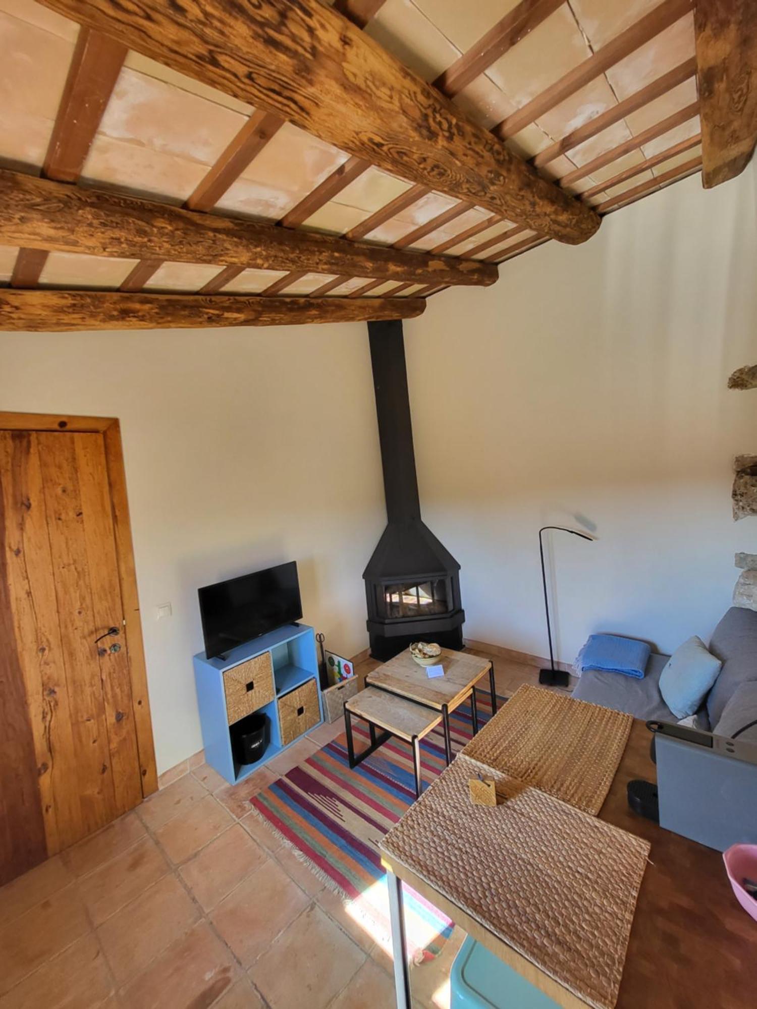 Casa Rural Masia Les Apieres El Pla de Manlleu Bagian luar foto