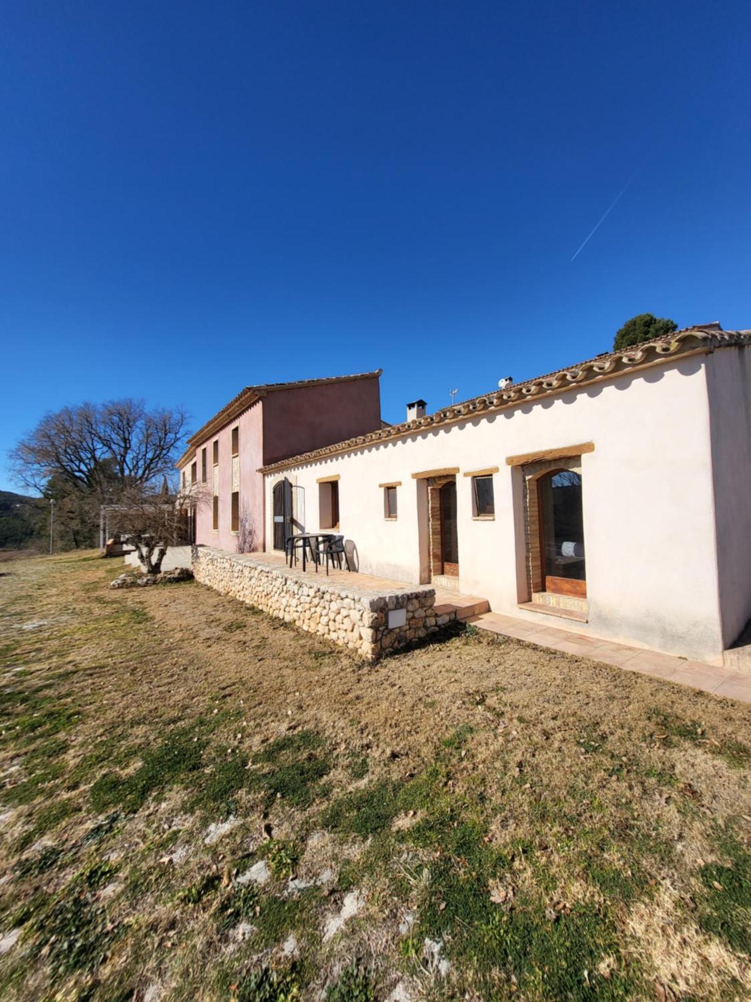 Casa Rural Masia Les Apieres El Pla de Manlleu Bagian luar foto