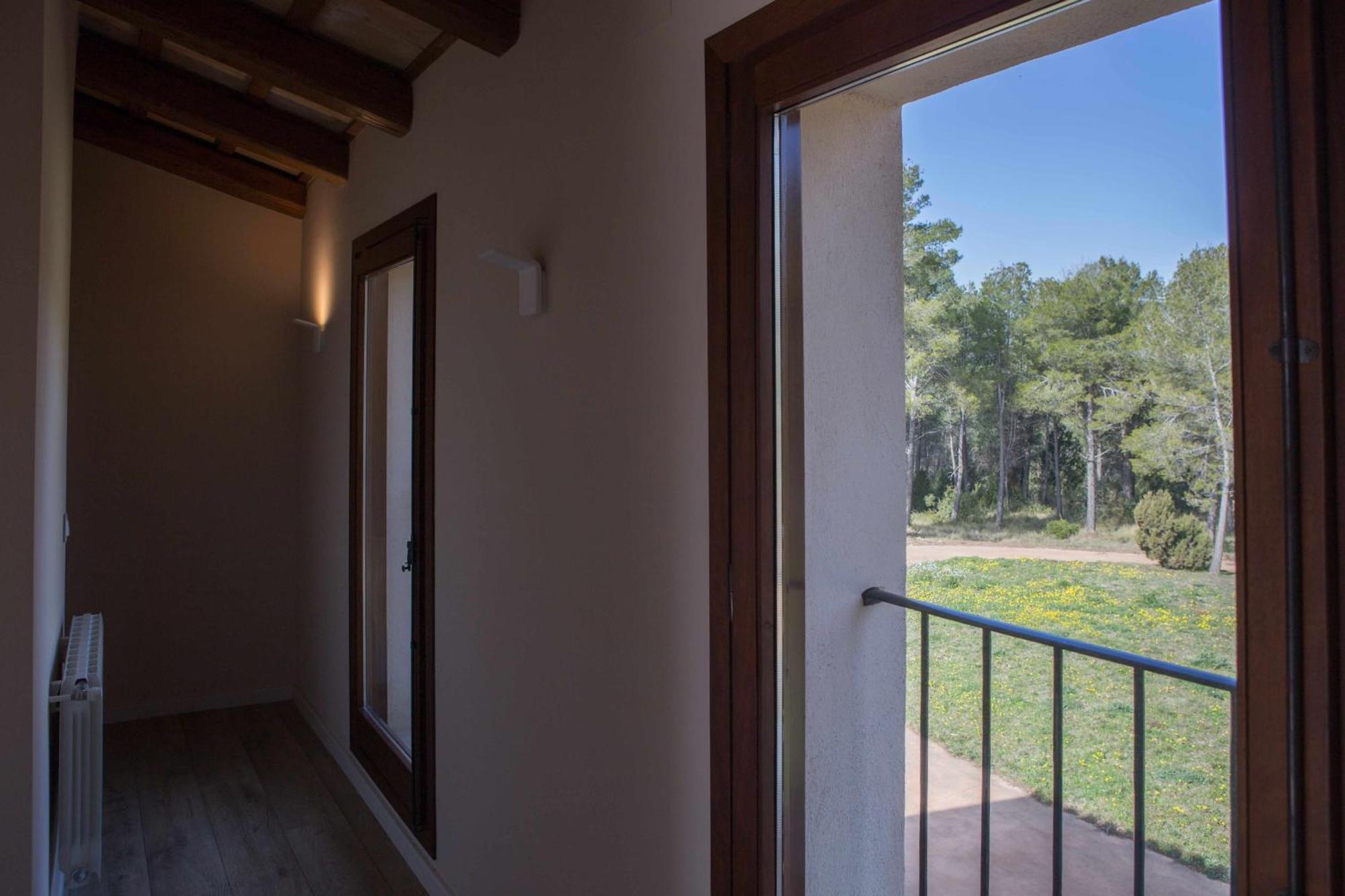 Casa Rural Masia Les Apieres El Pla de Manlleu Bagian luar foto