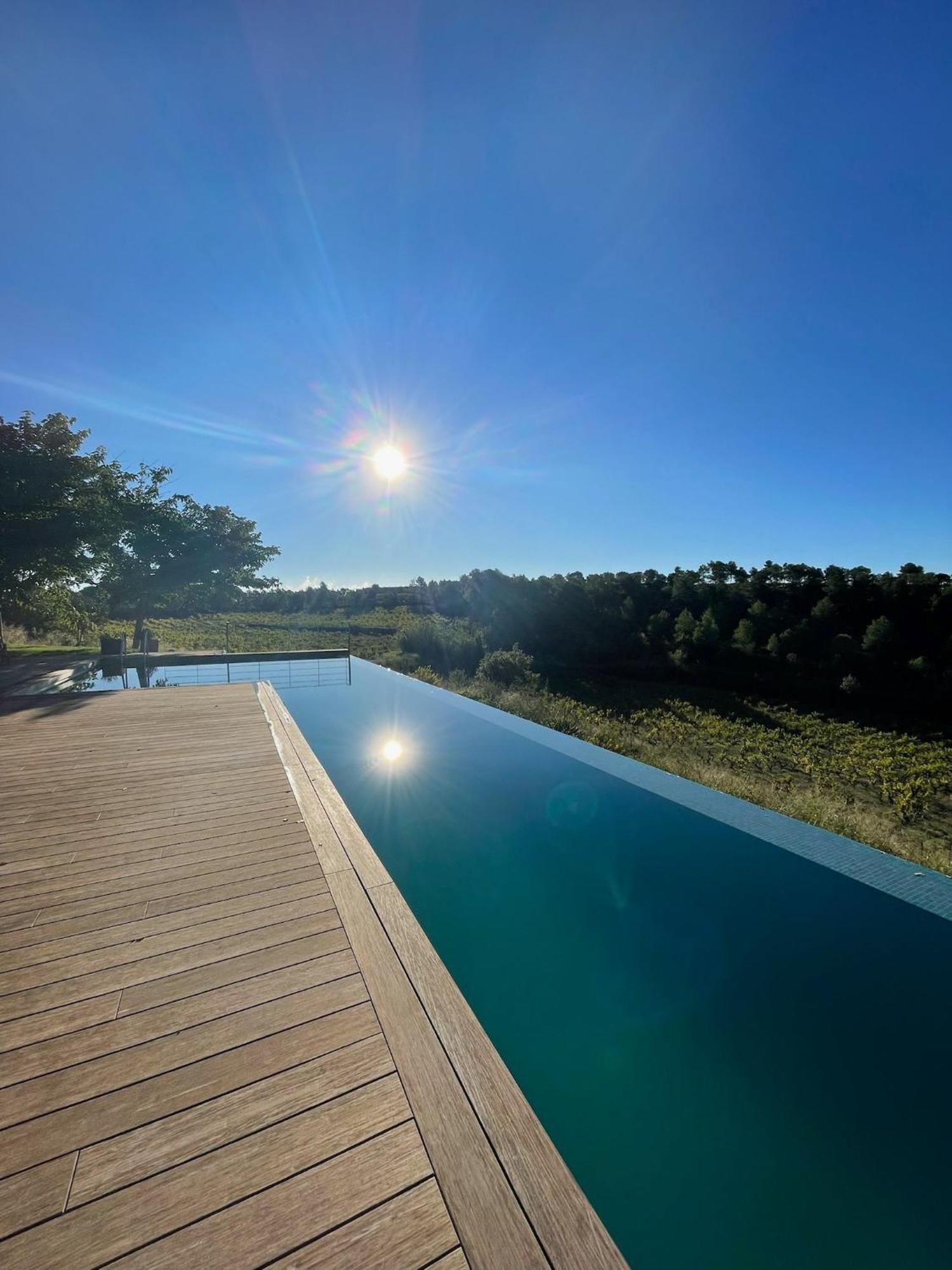 Casa Rural Masia Les Apieres El Pla de Manlleu Bagian luar foto