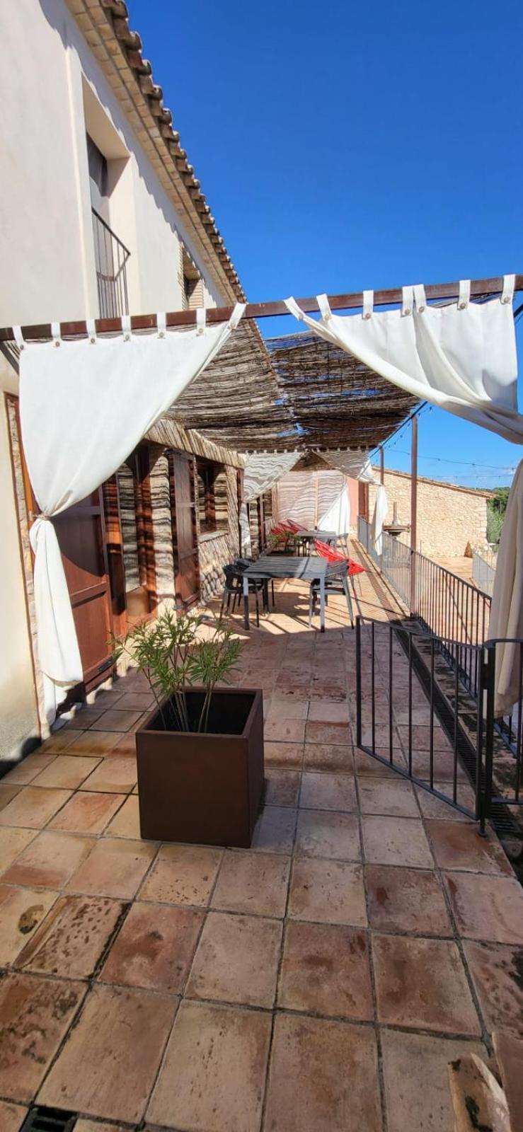 Casa Rural Masia Les Apieres El Pla de Manlleu Bagian luar foto